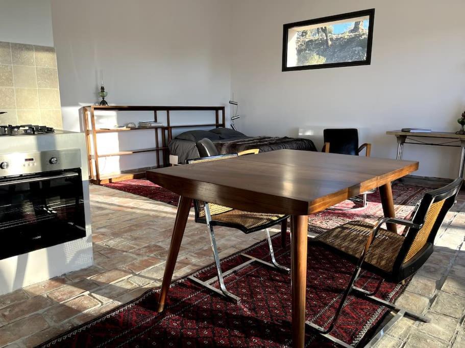 Au Cabanon Villa Pourrieres Bagian luar foto
